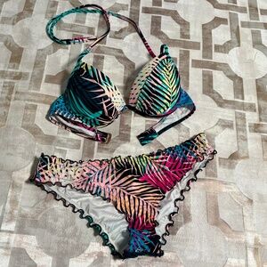 Shade & Shore Ruffle Cheeky Bikini Bottom (Size S) and Halter Top (Size 32B) Set